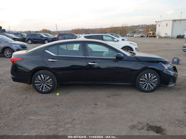1N4BL4DW5PN339829 Nissan Altima Sv Intelligent Awd