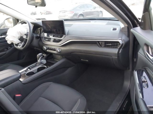 1N4BL4DW5PN339829 Nissan Altima Sv Intelligent Awd