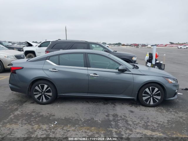 1N4BL4DVXLC117901 Nissan Altima Sv Fwd