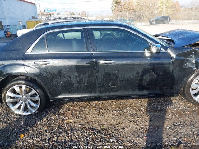 Chrysler 300C 2015 2C3CCAEG8FH766857 Image 14