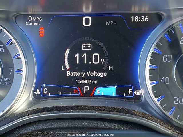 Chrysler 300C 2015 2C3CCAEG8FH766857 Image 16