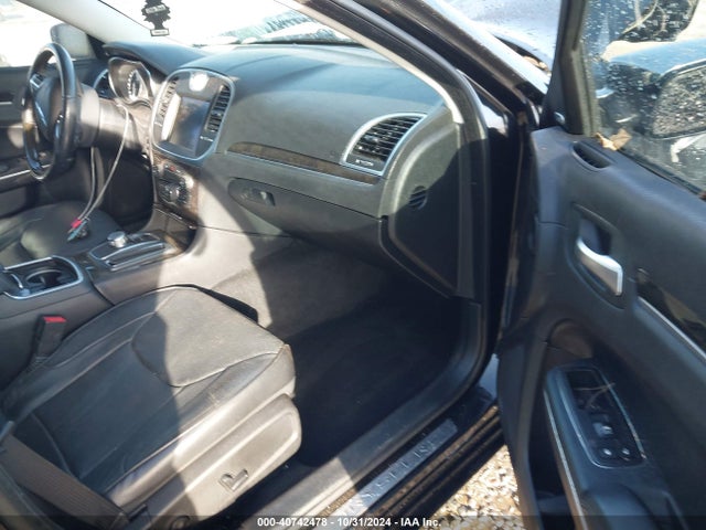 2C3CCAEG8FH766857 Chrysler 300C