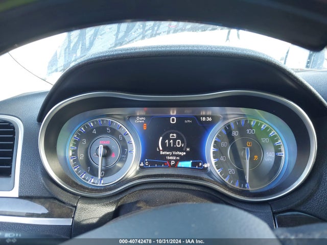 Chrysler 300C 2015 2C3CCAEG8FH766857 Image 7