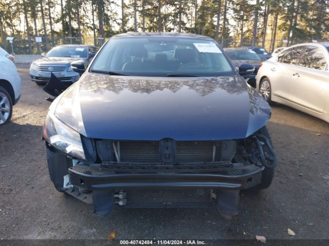 1VWAT7A33FC113457 Volkswagen Passat 1.8t Limited Edition