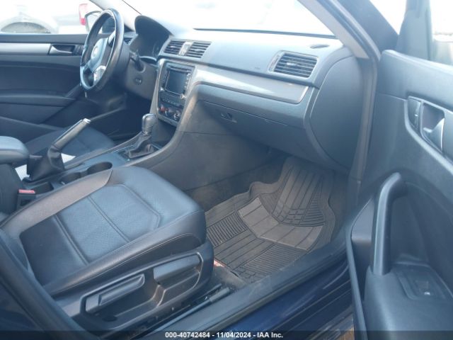 1VWAT7A33FC113457 Volkswagen Passat 1.8t Limited Edition