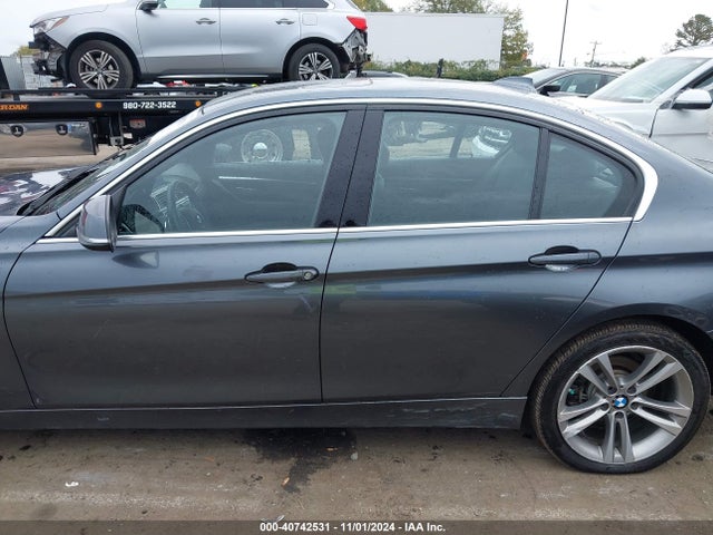 BMW 330i Xdrive 2018 WBA8D9G52JNU67564 Image 14