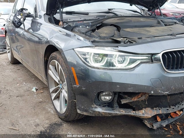 BMW 330i Xdrive 2018 WBA8D9G52JNU67564 Image 19
