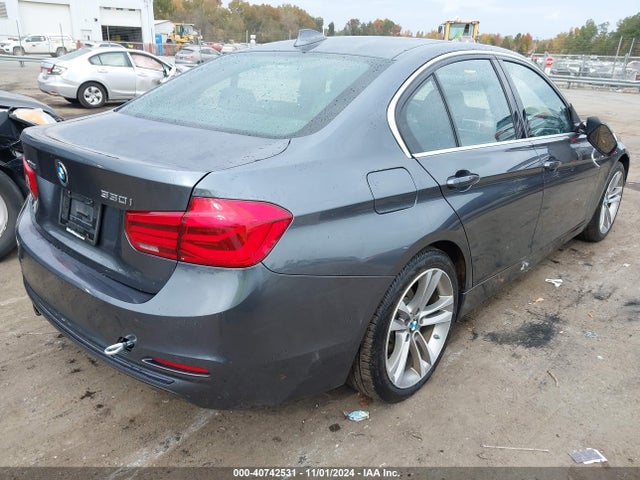 WBA8D9G52JNU67564 BMW 330i Xdrive