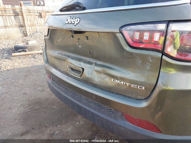 3C4NJCCB0JT462290 Jeep Compass Limited Fwd