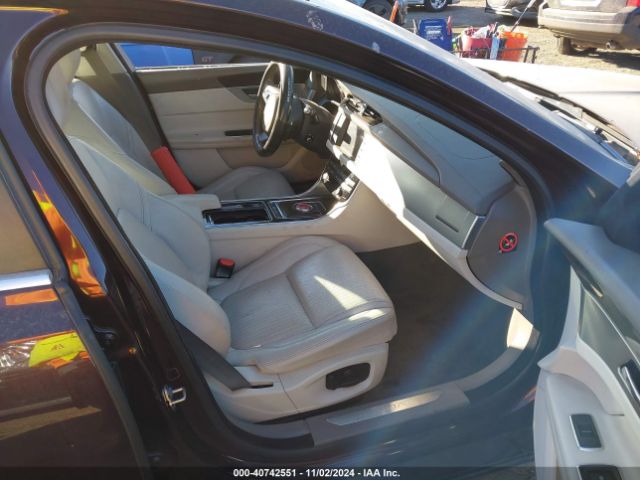 SAJBE4BVXGCY06884 Jaguar Xf 35t Prestige