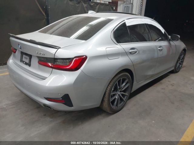 WBA5R1C59KAK09028 BMW 330I