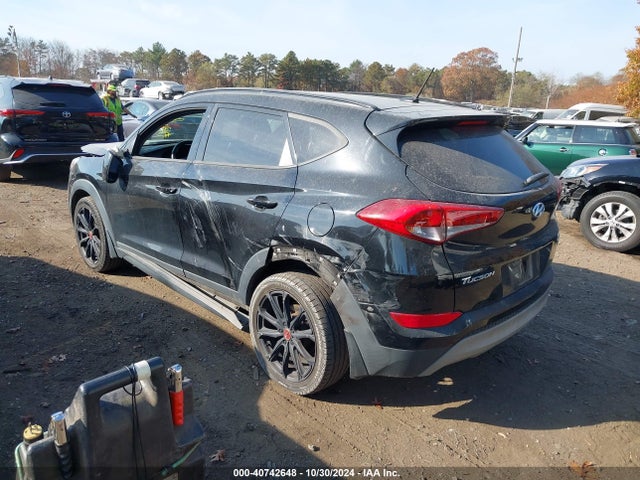 Hyundai Tucson Night 2017 KM8J3CA27HU512738 Image 3