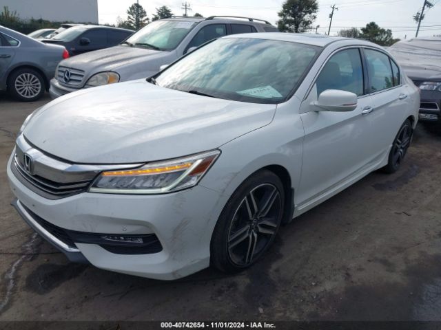 1HGCR3F9XHA017700 Honda Accord Touring V6