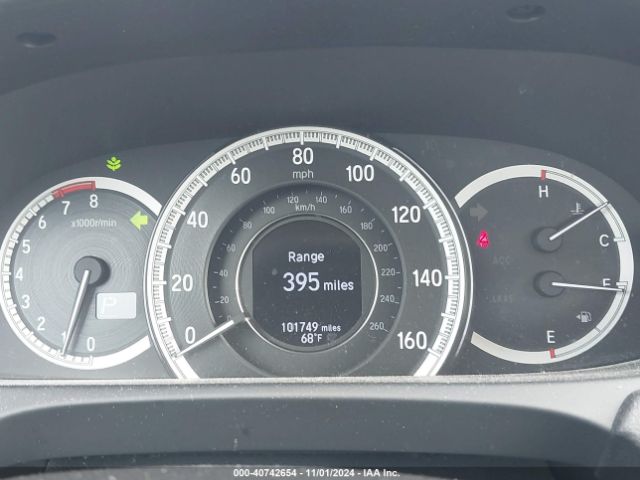 1HGCR3F9XHA017700 Honda Accord Touring V6