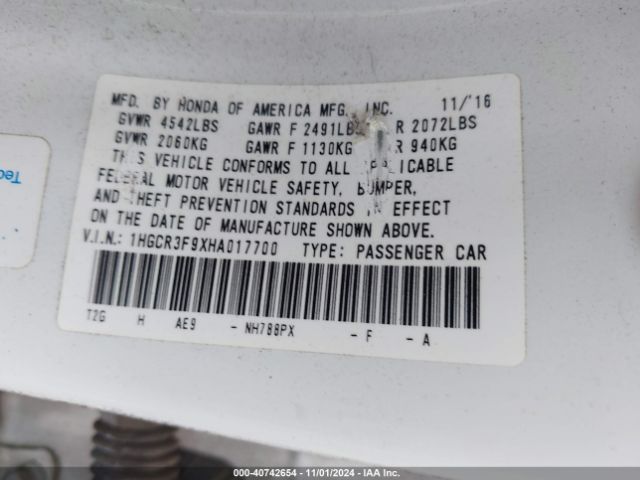 1HGCR3F9XHA017700 Honda Accord Touring V6