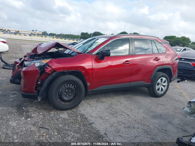 Toyota RAV4 LE 2020 2T3H1RFV5LC040132 Image 14