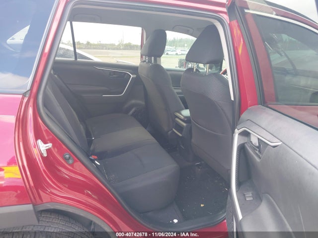 Toyota RAV4 LE 2020 2T3H1RFV5LC040132 Image 8