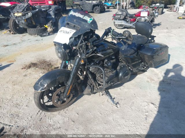 2020 HARLEY-DAVIDSON FLHXS 1HD1KRP17LB668550 Photo 1