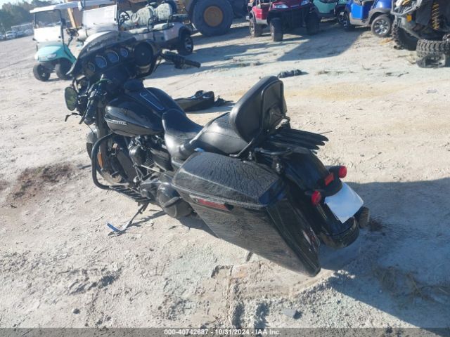 2020 HARLEY-DAVIDSON FLHXS 1HD1KRP17LB668550 Photo 2