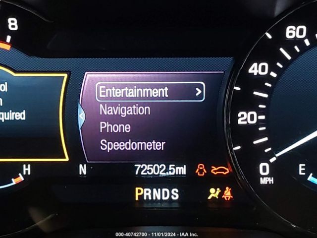 5LMCJ2D93HUL08212 Lincoln MKC SELECT