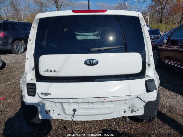 KIA Soul 2015 KNDJN2A28F7778080 Image 17