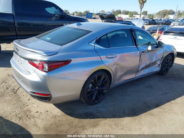58ABA1C15RU040035 Lexus Es 300h F Sport Handling