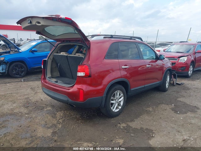 KIA Sorento Lx V6 2015 5XYKT4A71FG560552 Image 4
