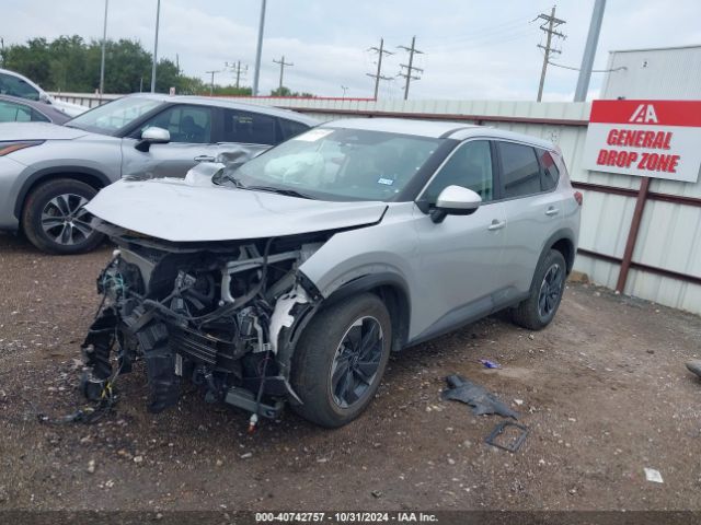5N1BT3BB4RC678502 Nissan Rogue Sv Intelligent Awd