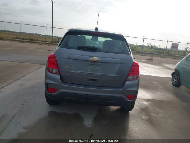 3GNCJKSB8LL186020 Chevrolet Trax Fwd Ls