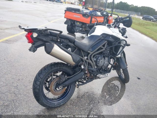 2019 TRIUMPH MOTORCYCLE TIGER SMTE09BF7KT915748 Photo 3