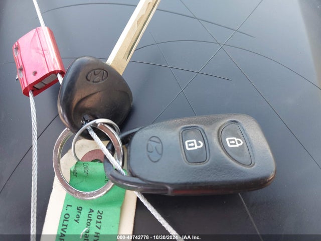 Hyundai ACCENT SE 2017 KMHCT5AE1HU344805 Image 11