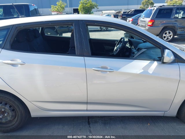 Hyundai ACCENT SE 2017 KMHCT5AE1HU344805 Image 14