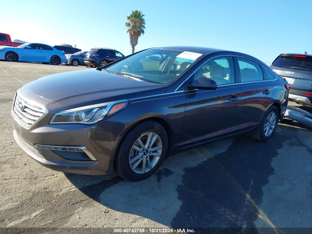 Hyundai SONATA SE 2015 5NPE24AF7FH199800 Image 2
