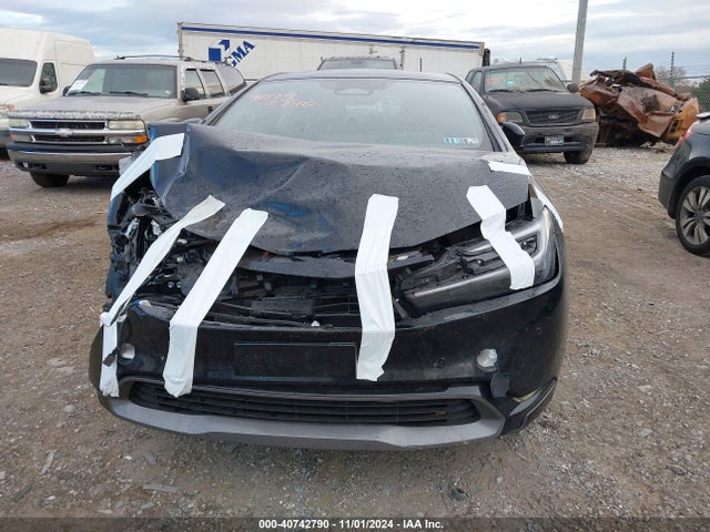 Toyota Prius Xle Awd-e 2024 JTDADABU5R3015605 Image 12