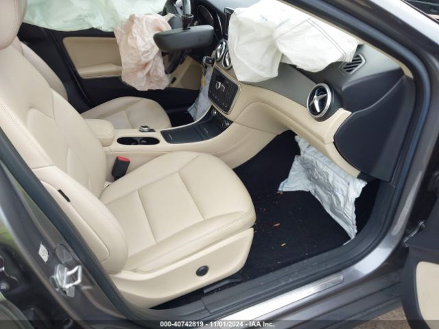 WDCTG4GB5FJ073174 Mercedes-Benz Gla 250 4matic