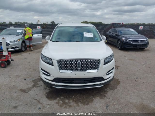 5LMCJ1C99KUL44439 Lincoln Mkc Standard