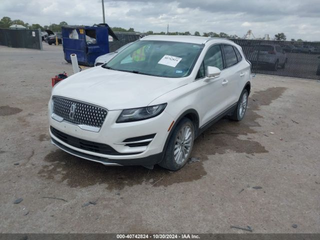 5LMCJ1C99KUL44439 Lincoln Mkc Standard