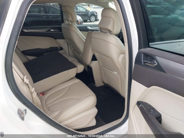 5LMCJ1C99KUL44439 Lincoln Mkc Standard