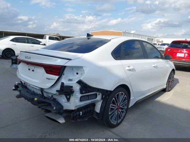 3KPF44ACXRE717833 KIA FORTE GT