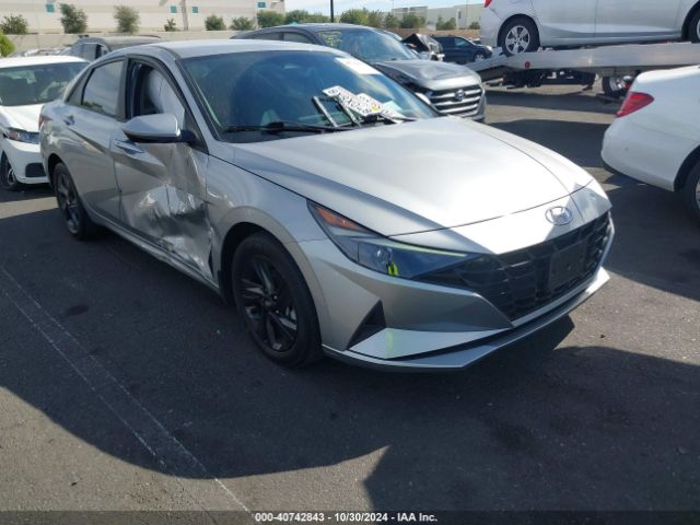 5NPLM4AG0NH054834 Hyundai ELANTRA SEL