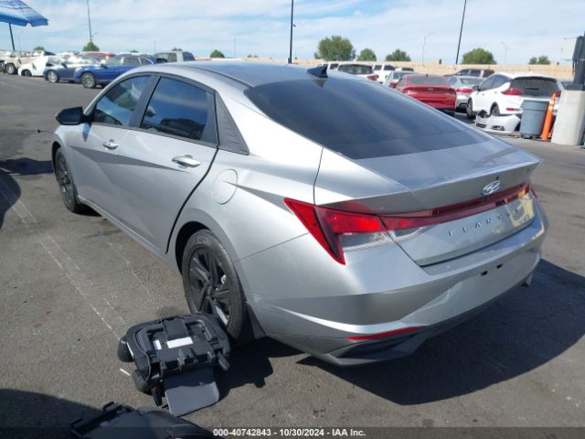 5NPLM4AG0NH054834 Hyundai ELANTRA SEL