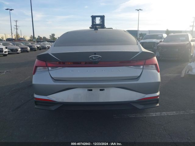 5NPLM4AG0NH054834 Hyundai ELANTRA SEL