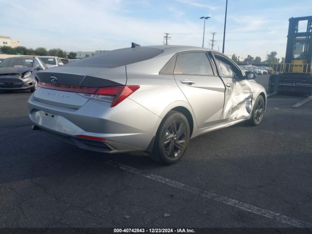 5NPLM4AG0NH054834 Hyundai ELANTRA SEL