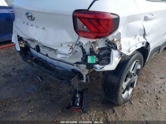 KMHRC8A32MU099307 Hyundai Venue Sel