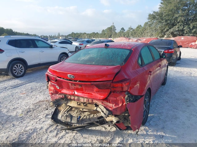 3KPF24AD9ME290250 KIA Forte Lxs