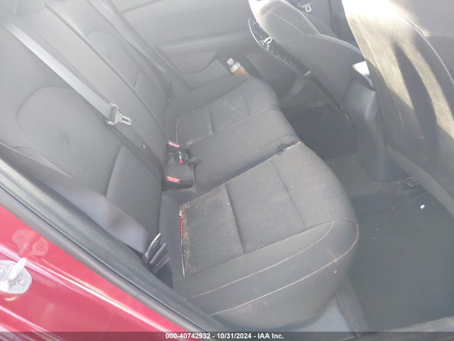 3KPF24AD9ME290250 KIA Forte Lxs