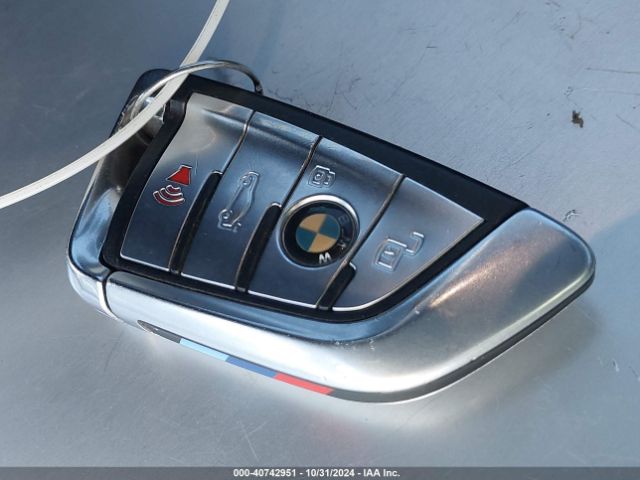WBSDZ0C0XLCD28138 BMW M8