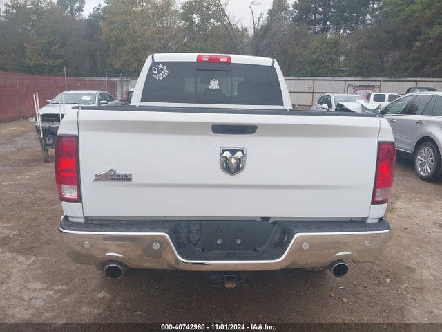 RAM 1500 2018 1C6RR7GT7JS312612 Image 17