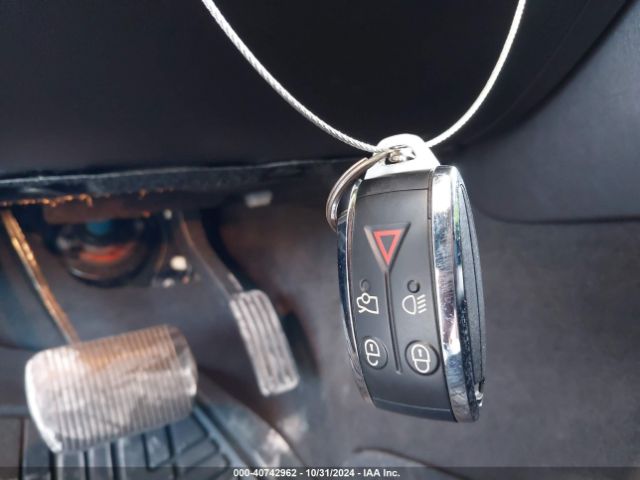 2012 JAGUAR XF SAJWA0FB8CLS55726 Photo 10