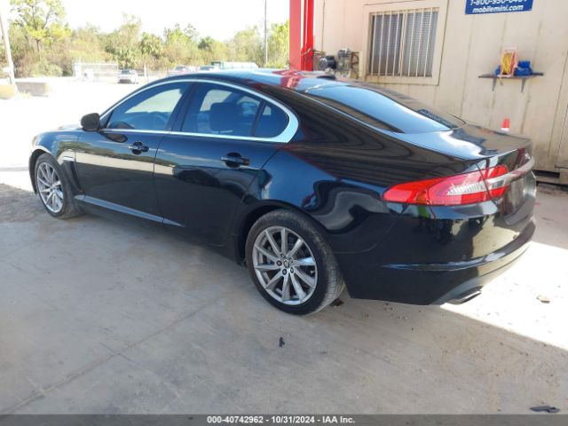 2012 JAGUAR XF SAJWA0FB8CLS55726 Photo 2